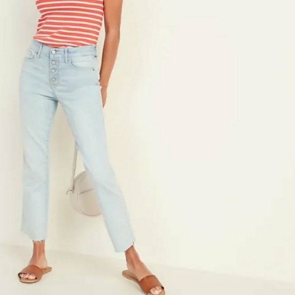 Old Navy Denim - Old Navy Flare Ankle High Rise Light Wash Jeans 6